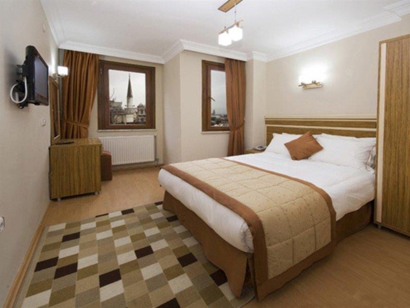 May Hotel Istanboel Buitenkant foto